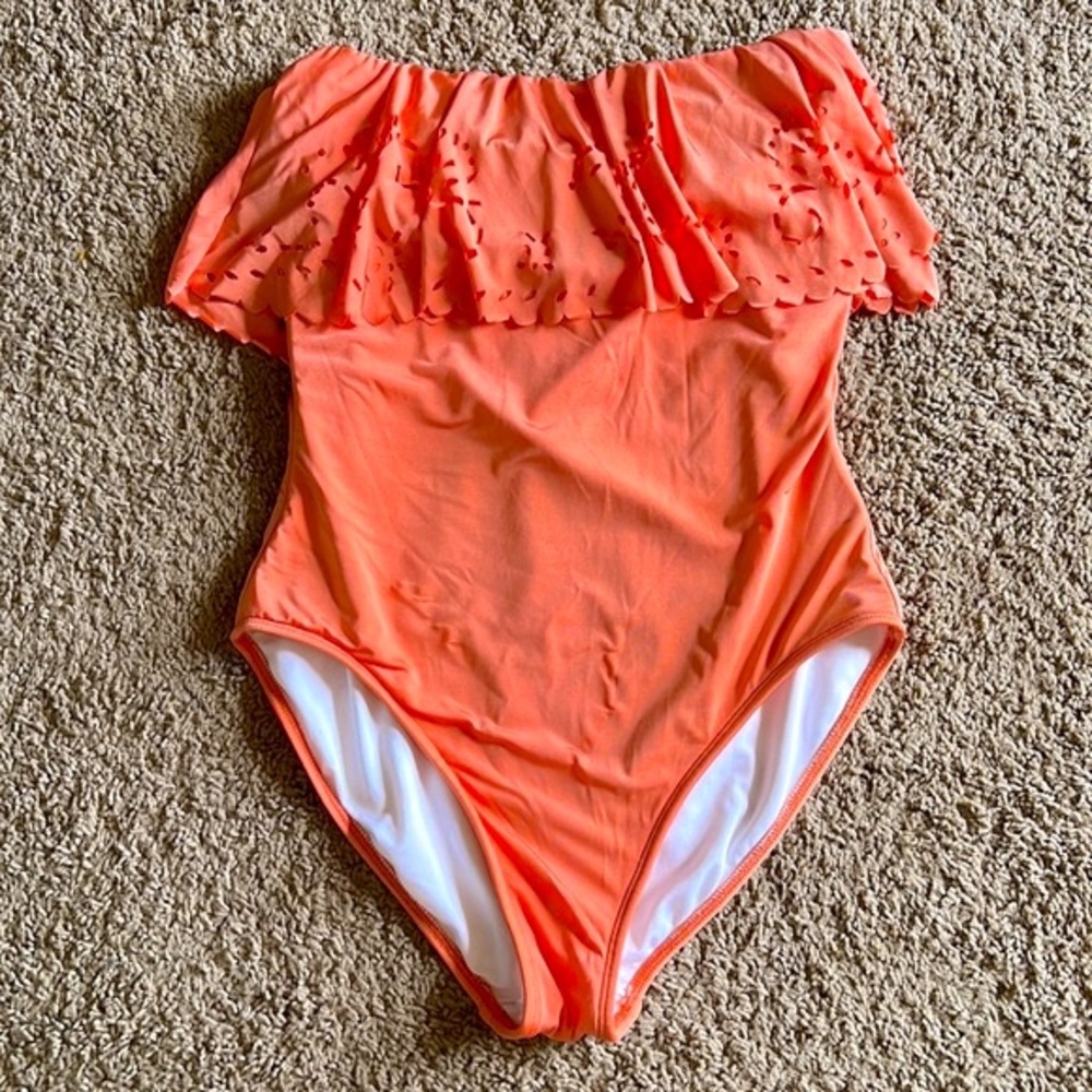 1 Sol Flounce Sophie Strapless One-Piece